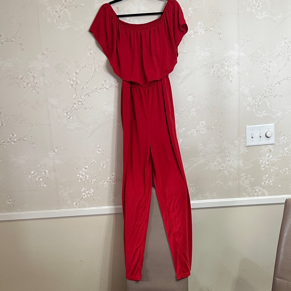 Red Off or On Shoulder Wide Leg Jumpsuit NWOT - Picture 2 of 5